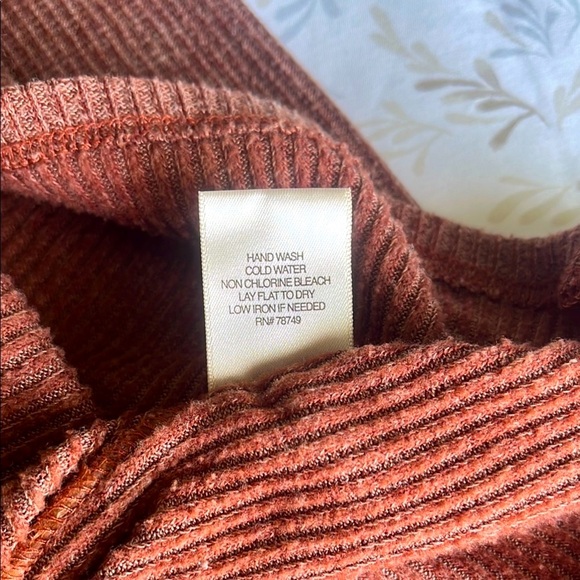 Pink Off-Shoulder Ribbed Top - Picture 5 of 6